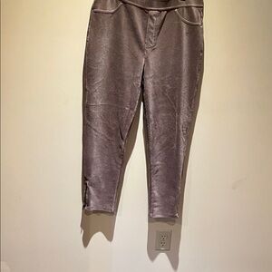 Women’s Susan Graver corduroy pull on pants size MP